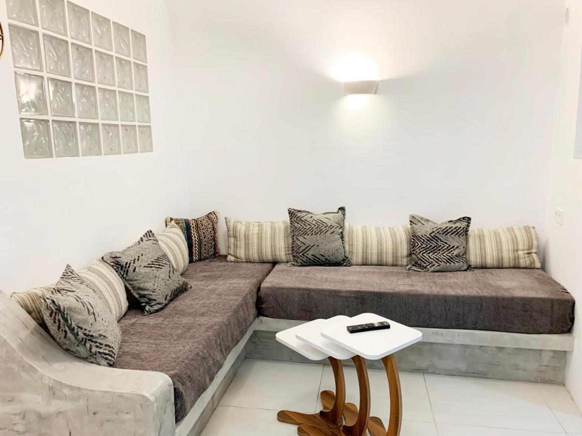Poli Cave House Santorini 別墅 Firá