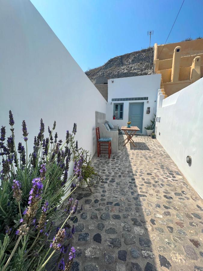 Poli Cave House Santorini